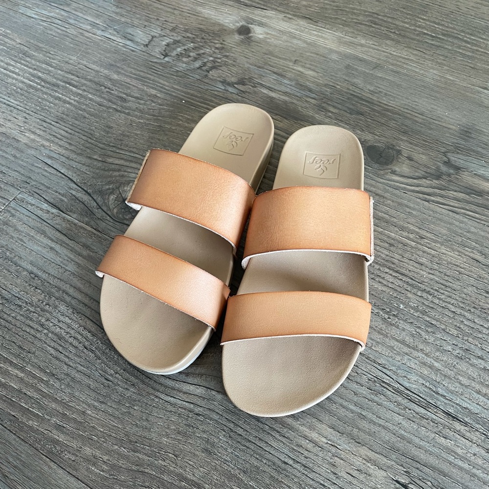 Reef slip on sandals